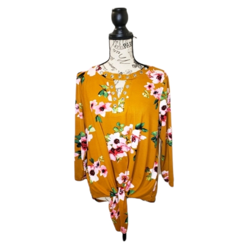 New York Laundry Mustard Flower Top